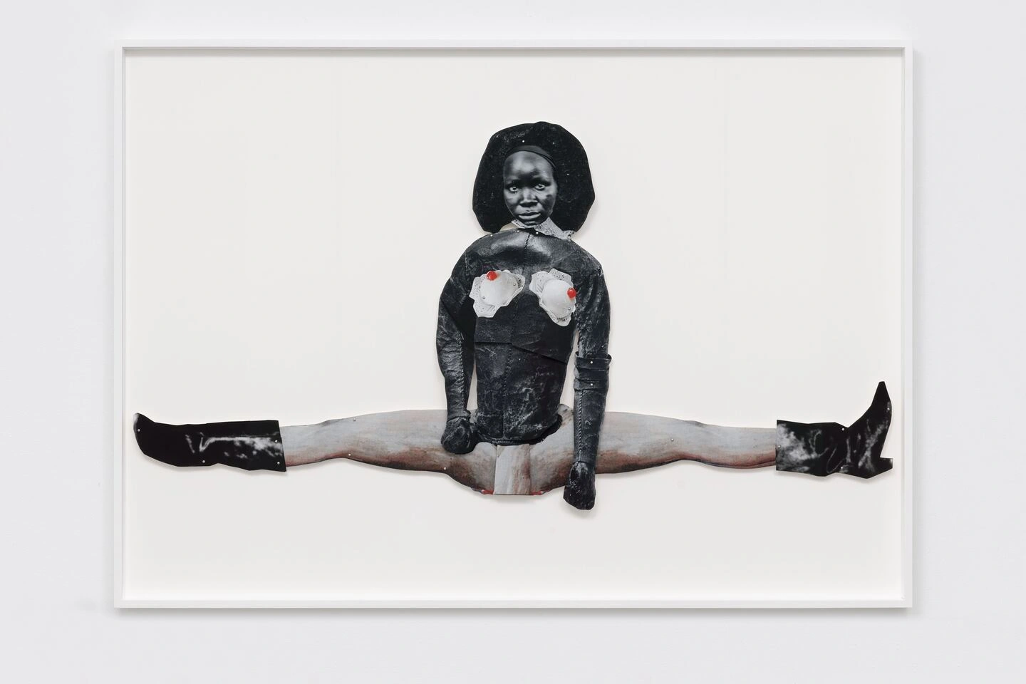 The collage “Spagaten” by Frida Orupabo shows a deconstructed woman doing the splits.